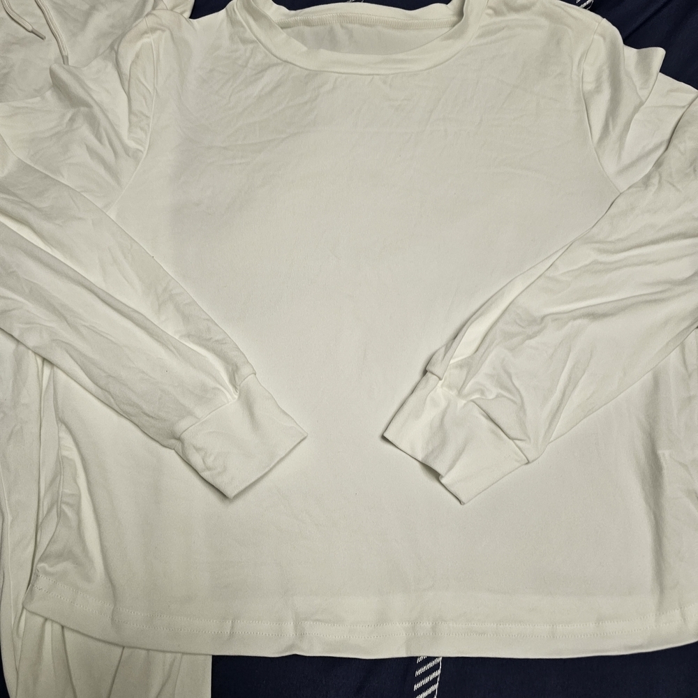 Women's White Loungewear Set - Picture 2 of 4
